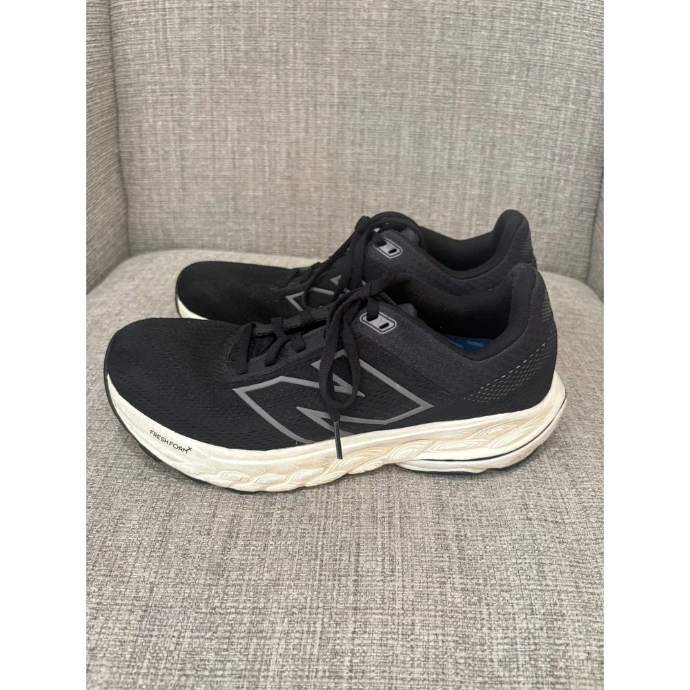 New Balance Fresh Foam X 860v13 Black White Running Shoes Women 9.5/Men 8